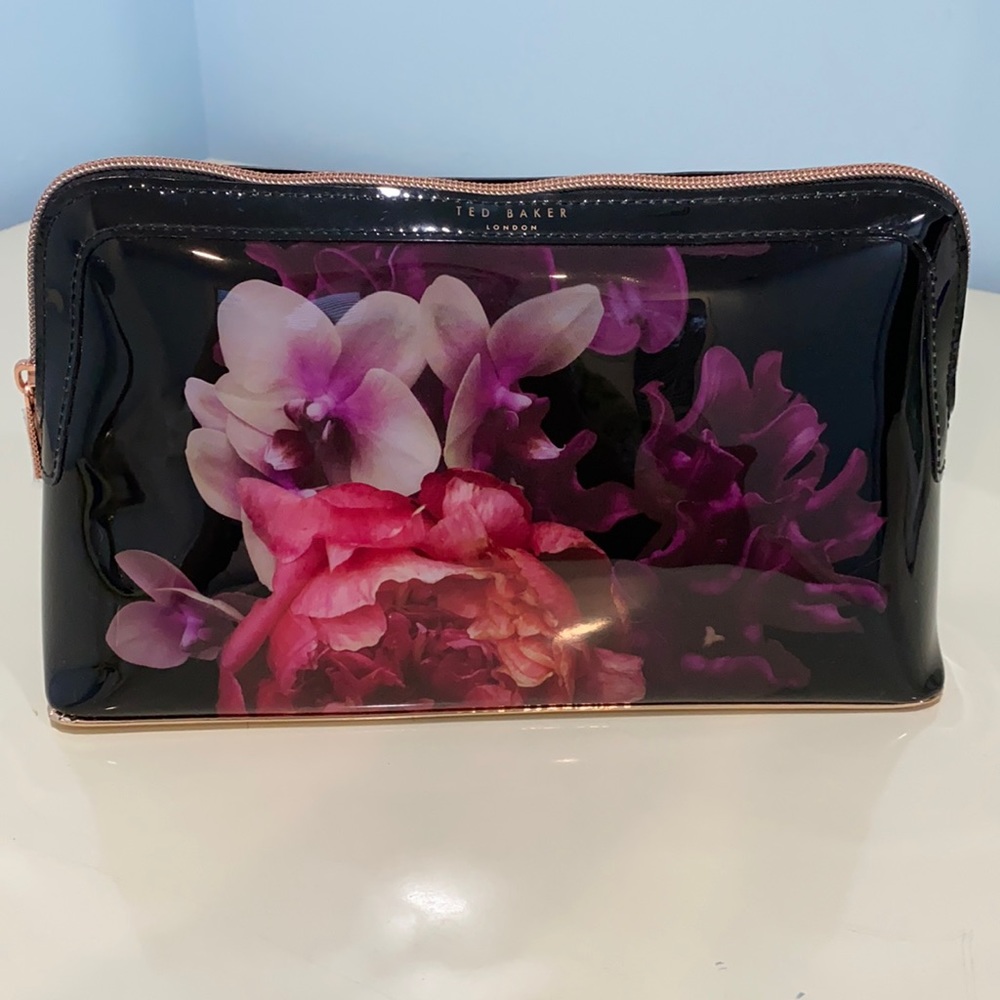Ted Baker Leila splendour washbag
